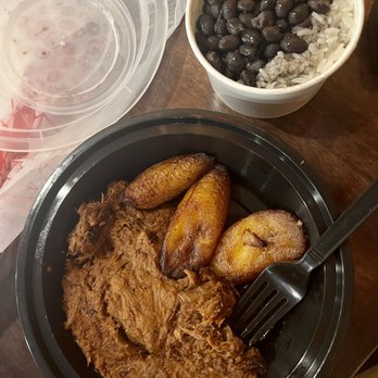 Cafecito - Ropa Vieja Platter - Cuban Near Me - Chicago, Illinois