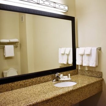 Fairfield by Marriott Inn & Suites Strasburg Shenandoah Valley - Hotels Near Me - Strasburg, Virginia