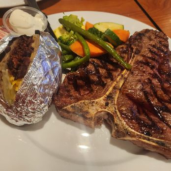 Old Town 500 Club Bar And Grill - Porterhouse steak - Bars Near Me - Clovis, California