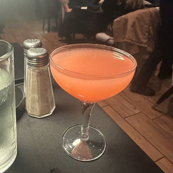 Mo's A Place for Steaks - Pink Drink - Steakhouses Near Me - Greenwood, Indiana