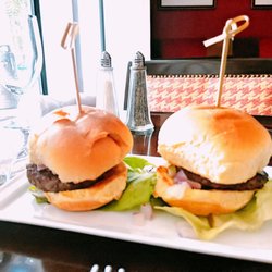 Cilantro's Restaurant & Lounge