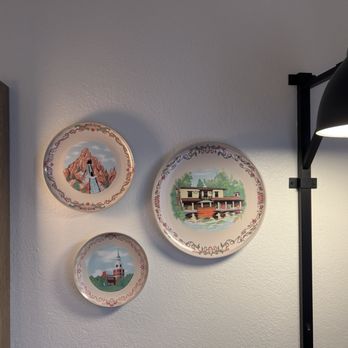 Knott’s Hotel - Some of the room decorations - Hotels Near Me - Buena Park, California Knott’s Hotel - Some of the room decorations - Hotels Near Me - Buena Park, California