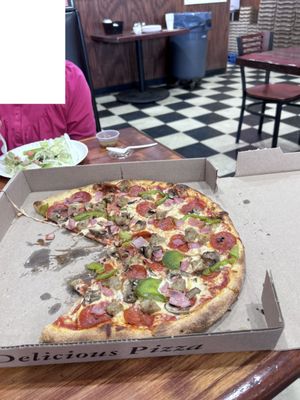 Vinny's Pizza by null