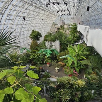 Myriad Botanical Gardens - Botanical Gardens Near Me - Oklahoma City, Oklahoma