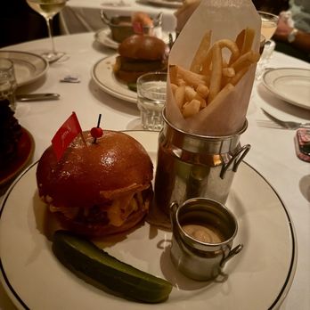 Jean's - Burger - American Near Me - New York, New York
