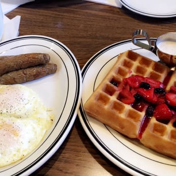 Mimi's Cafe - Breakfast & Brunch Near Me - Corona, California