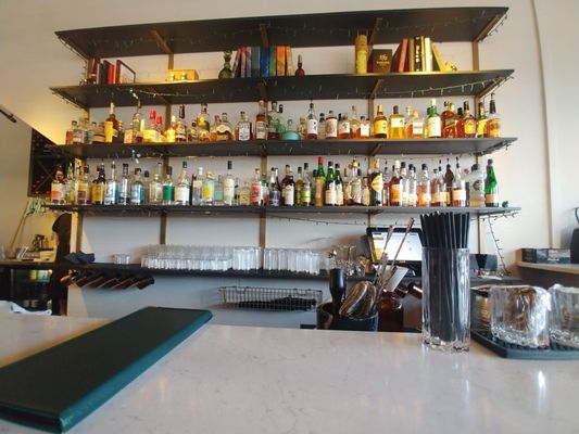 Kinjo Kitchen + Cocktails by null