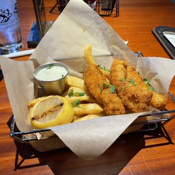 Firestone Walker - Paso Robles - The Lion's Fish and Chips - Breweries Near Me - Paso Robles, California