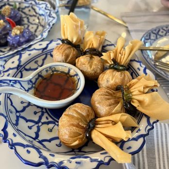 Kin Dee - Money Bags - Thai Near Me - Houston, Texas