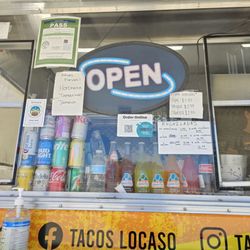 Tacos Locaso - Front where you order