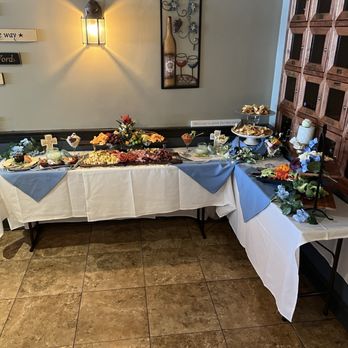 Dina's Bistro - New American Near Me - Toms River, New Jersey