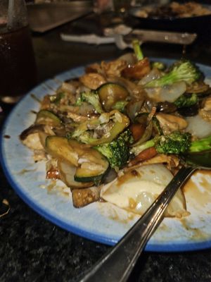 DOZO JAPANESE CUISINE by null