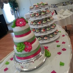 Brown Eyed Cupcake Maker - We make cakes and cupcakes perfect for any occasion!