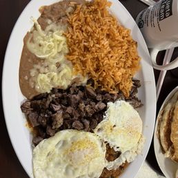 Chilaquiles Chilaquiles