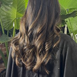 Havana Salon