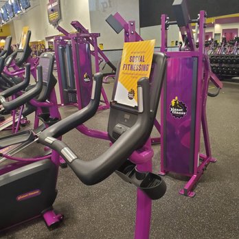 Planet Fitness - Every other machine is off limits for social distancing - Gyms Near Me - New Britain, Connecticut Planet Fitness - Every other machine is off limits for social distancing - Gyms Near Me - New Britain, Connecticut