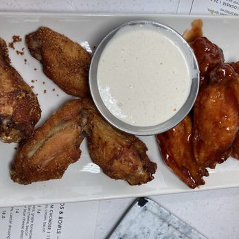Burtons Grill & Bar - New American Near Me - South Windsor, Connecticut Burtons Grill & Bar - New American Near Me - South Windsor, Connecticut