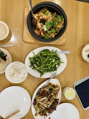 Ruiji Sichuan Cuisine by null