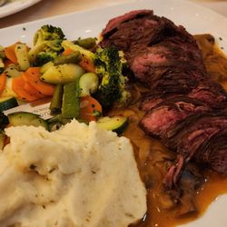 The Corner Bistro - Hanger steak