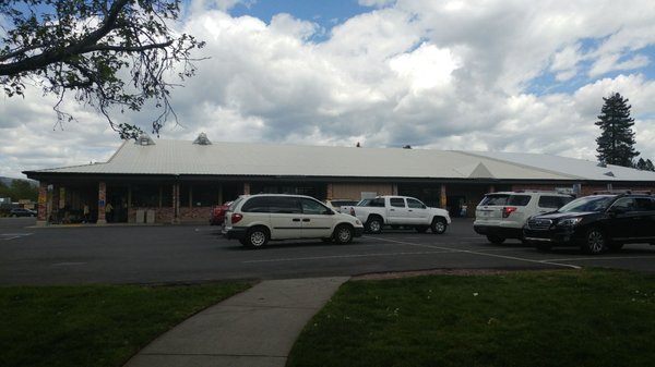 Holiday Market by null