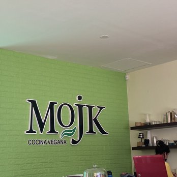 Mojk Tacos Veganos - Inside - Vegan Near Me - Ensenada, BCN Mojk Tacos Veganos - Inside - Vegan Near Me - Ensenada, BCN