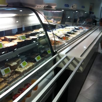 Cultures - a display case with a variety of baked goods - Sandwiches Near Me - Montreal, Quebec Cultures - a display case with a variety of baked goods - Sandwiches Near Me - Montreal, Quebec