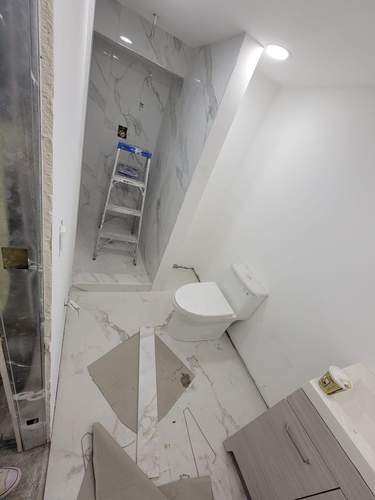 Slide of Acacia Remodeling