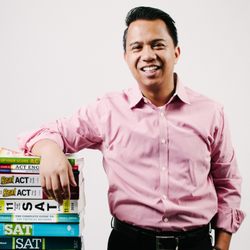 Mr. Writing Tutor - Mr. John Castellano has been teaching writing for over 18 years.
