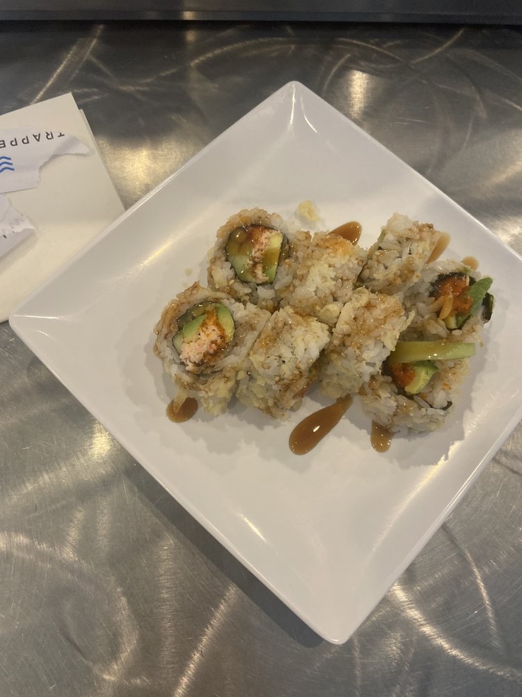 Trapper's Sushi - Lacey