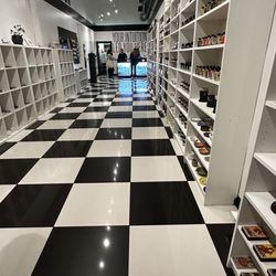 House of Intuition - Long Beach - Cute floor