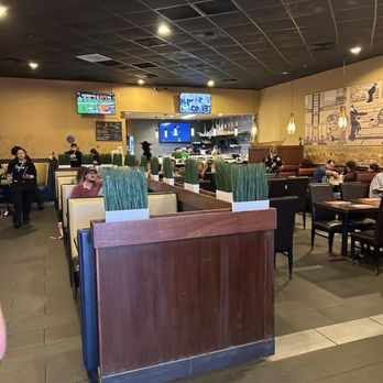 Sushi Bear Sushi & Grill - How the restaurant look inside very clean - Sushi Bars Near Me - Jacksonville, Florida Sushi Bear Sushi & Grill - How the restaurant look inside very clean - Sushi Bars Near Me - Jacksonville, Florida