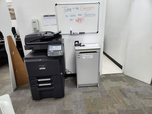 Ongoing Console Services - Our consoles hold 3.5 file boxes and look great in any office. Weekly through bi-monthly services are available. Ongoing Console Services - Our consoles hold 3.5 file boxes and look great in any office. Weekly through bi-monthly services are available.