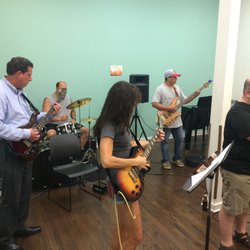 Glencoe Academy of Music - Jamming with the adults before the kids get a turn.