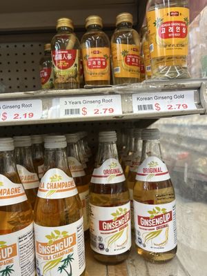 Richmond New May Wah Supermarket’s by null