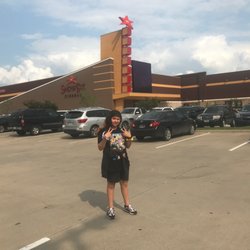 Showbiz Cinemas - Waxahachie - With family to the arcade!