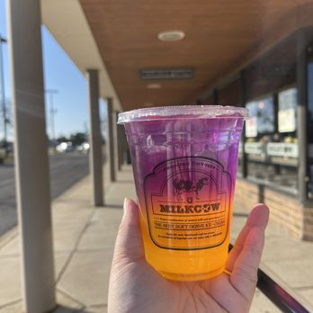Milkcow Cafe - Pineapple mango galaxy - Ice Cream & Frozen Yogurt Near Me - Vernon Hills, Illinois Milkcow Cafe - Pineapple mango galaxy - Ice Cream & Frozen Yogurt Near Me - Vernon Hills, Illinois