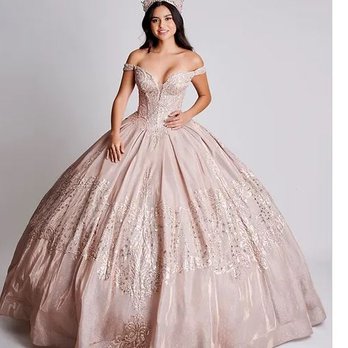 Bella You - Quinceancera
All that sparkles! - Bridal Near Me - Rochester, New York Bella You - Quinceancera
All that sparkles! - Bridal Near Me - Rochester, New York