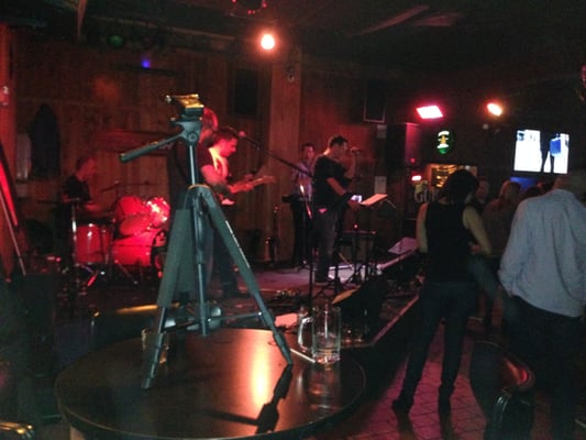 Ringside Pub by null