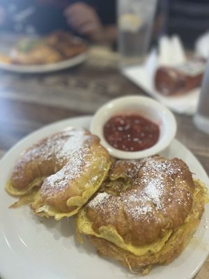 EGGscellent breakfast and Lunch by null