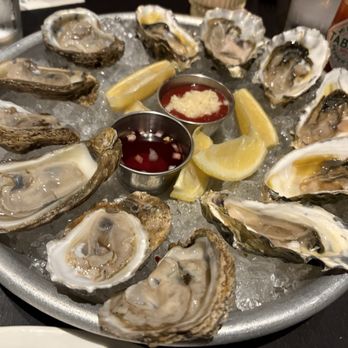 Brigantine - Dozen West and East Coast oysters - Seafood Near Me - La Mesa, California