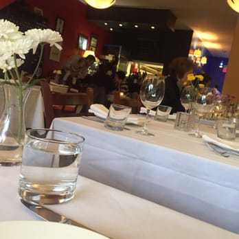 La Vinia - Dining - Spanish Near Me - Toronto, Ontario