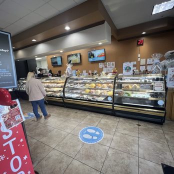 Freed's Bakery - The selection - Bakeries Near Me - Las Vegas, Nevada Freed's Bakery - The selection - Bakeries Near Me - Las Vegas, Nevada