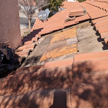 Jose Roofing Repairs - fixing a chimney leak - Roofing Near Me Jose Roofing Repairs - fixing a chimney leak - Roofing Near Me