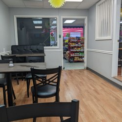 Tienda Y Taqueria Mi Familia - Inside