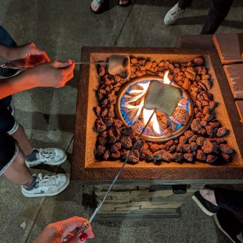 Paniolo BBQ Dinner - Make your own s'mores - Barbeque Near Me - Waimea, Hawaii