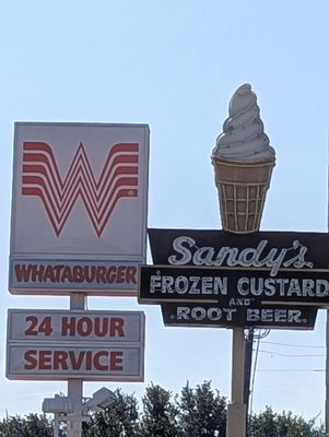 Sandy's Hamburgers by null