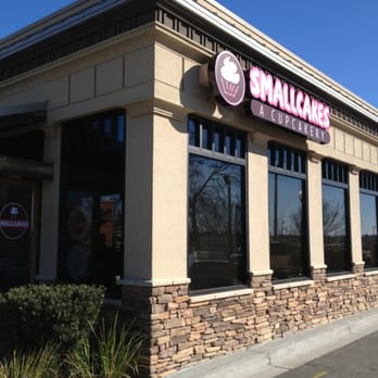 Smallcakes: A Cupcakery - Best cupcake place in Valdosta! - Bakeries Near Me - Valdosta, Georgia