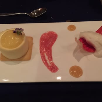 Narcoossee's - Lemon custard - New American Near Me - Lake Buena Vista, Florida Narcoossee's - Lemon custard - New American Near Me - Lake Buena Vista, Florida