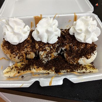 Brain Freeze Ice Cream Parlor - Banana split: coffee, PB swirl, and cookies n' cream. Topped with peanut butter, hot fudge, and cookie crunchies. Whipped cream on top. - Ice Cream & Frozen Yogurt Near Me - Moorestown, New Jersey