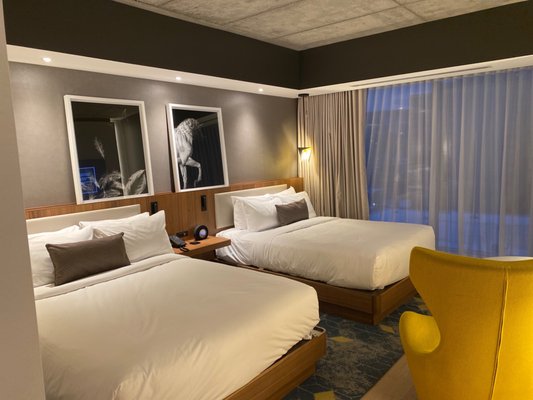 Humaniti Hotel Montreal Autograph Collection by null
